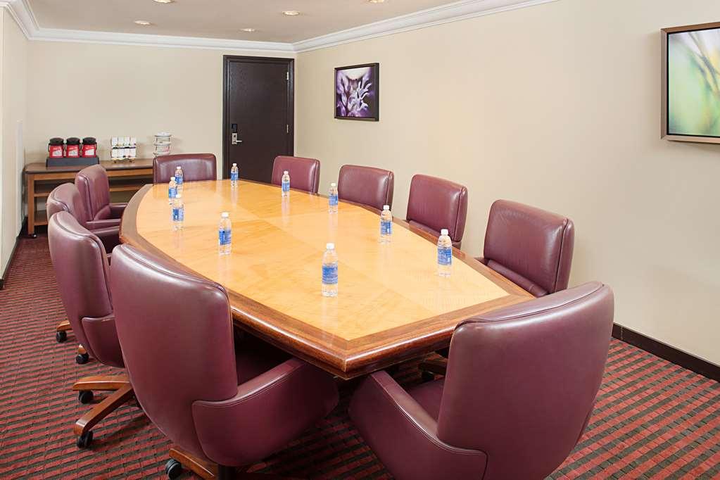 Hyatt Place Denver Cherry Creek Зручності фото