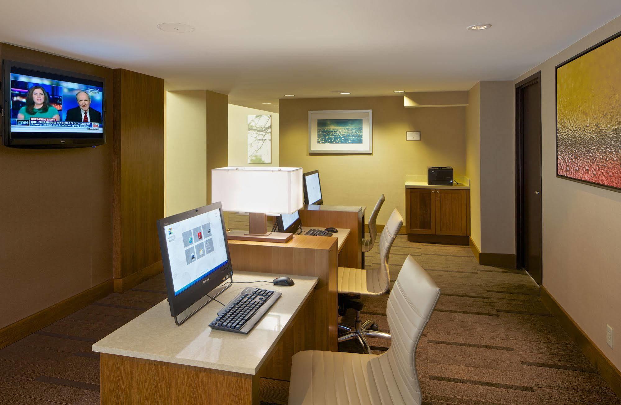 Hyatt Place Denver Cherry Creek Екстер'єр фото